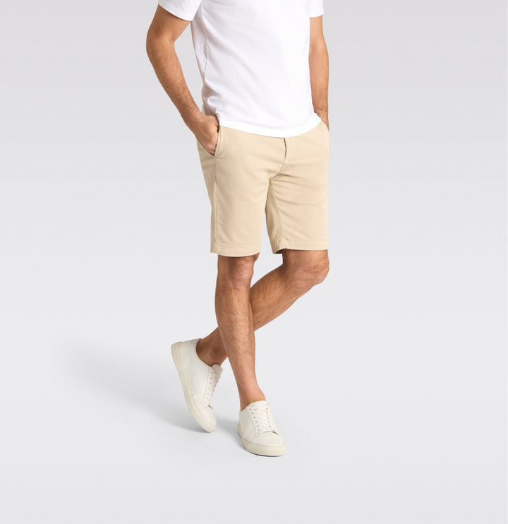 MAC Jog'n Short | Cream